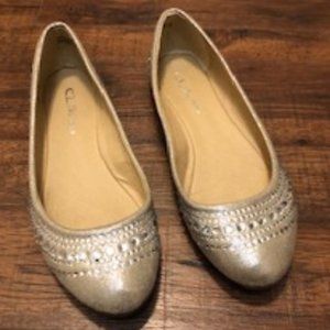 Chinese Laundry Flats